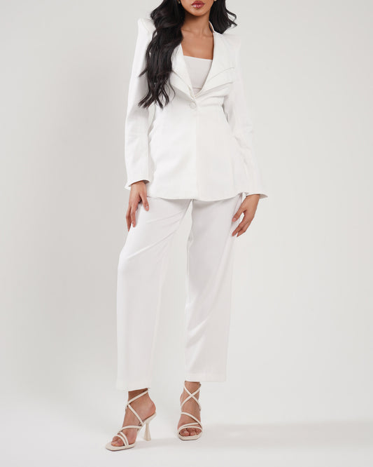 Milk White Pointed shoulder double collar blazer paired with straight leg trousers