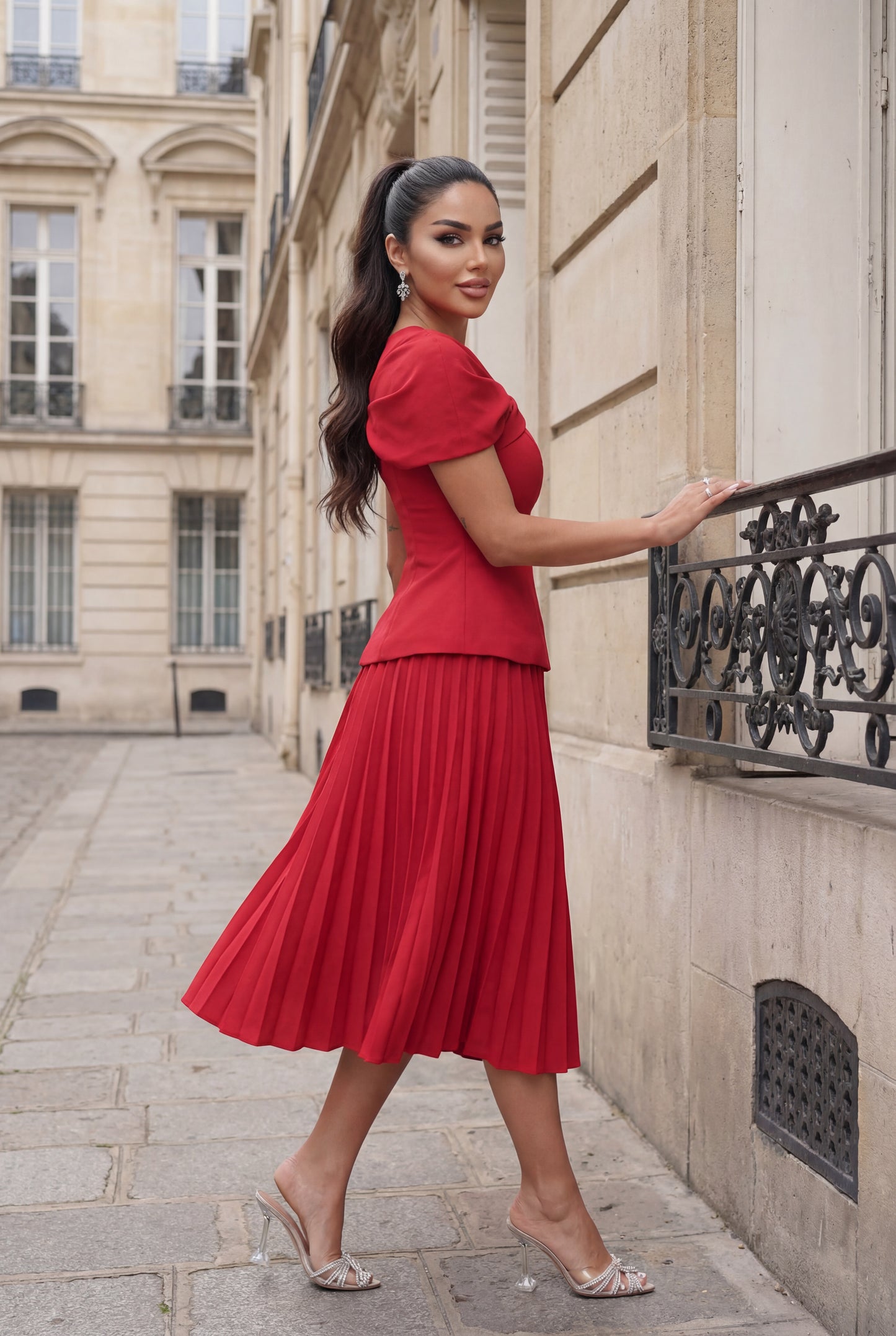 Liyana Set – Ruby Flame