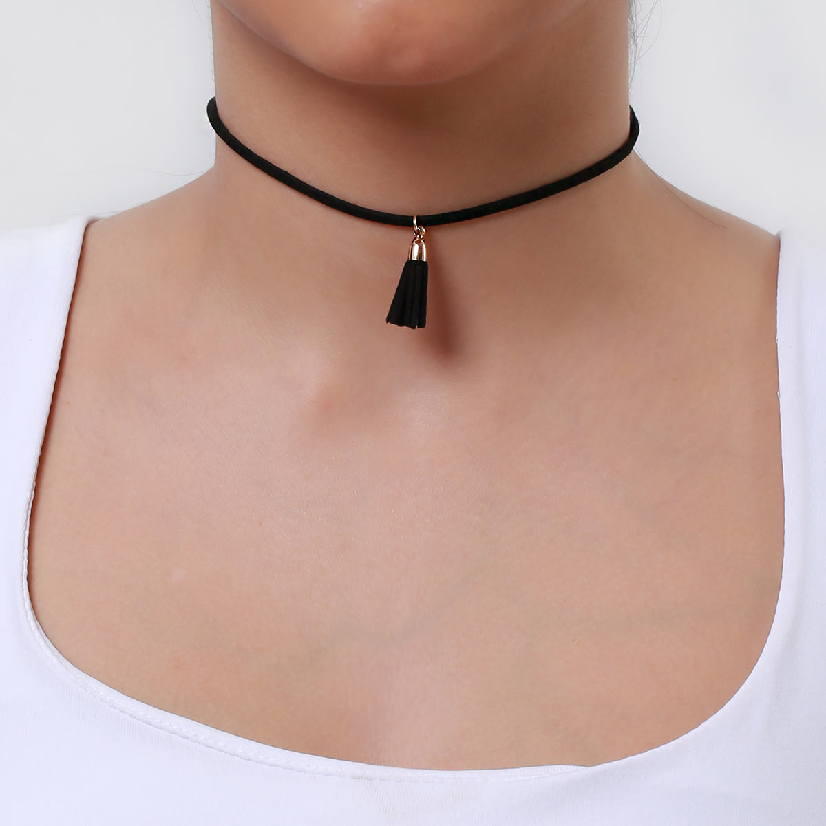 Tassel Charm Thin Ribbon Choker