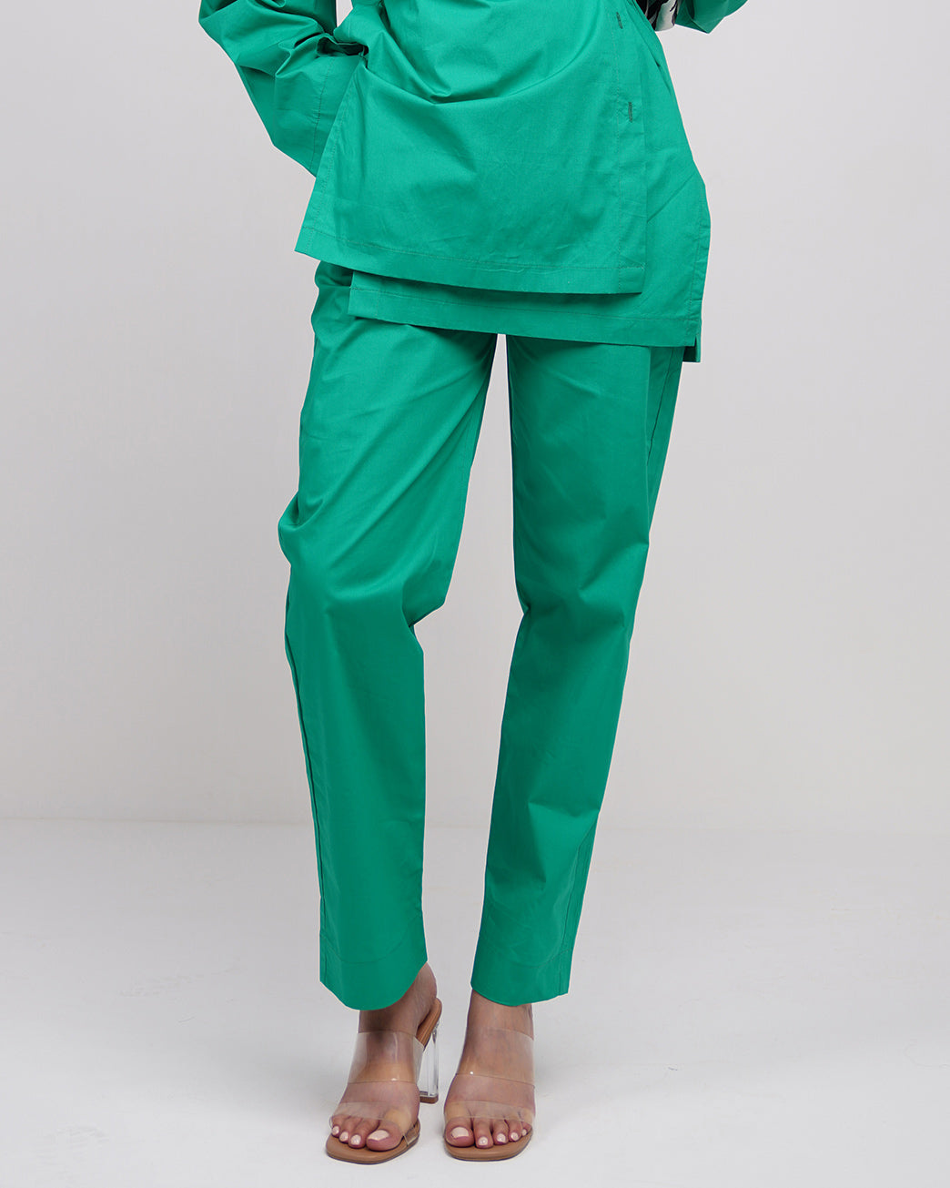 Emerald green straight legs trousers