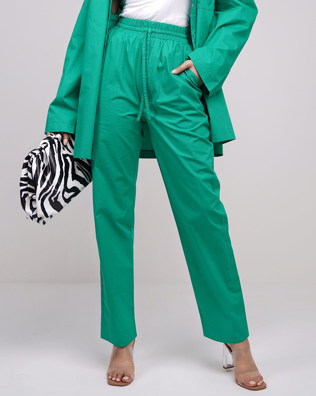 Emerald green straight legs trousers