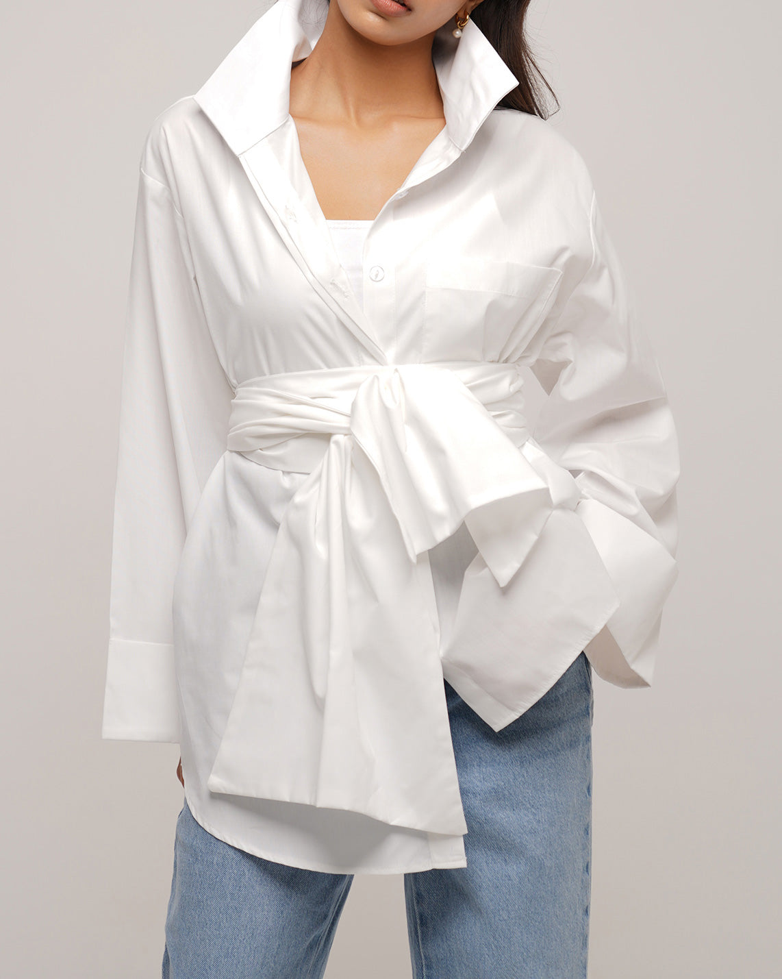 Belted oversized asymmetric cotton off white shirt