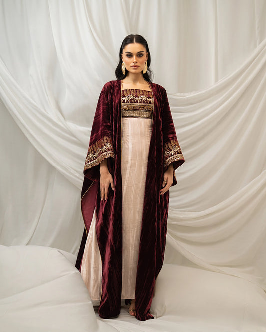 Veloria Embroidered Set