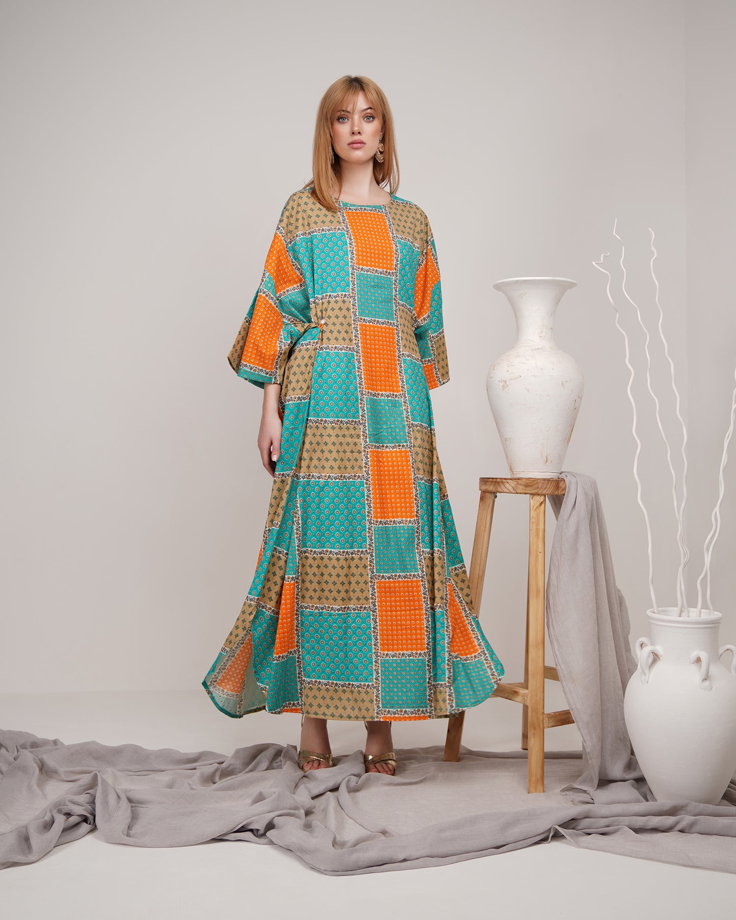 oversized round neck with buttons details kaftan in sanganer prints