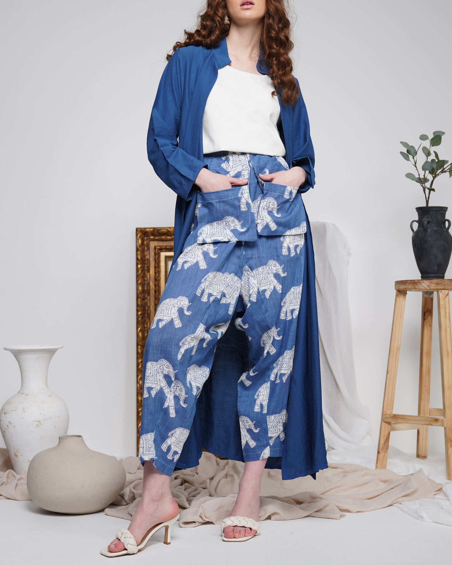 Harem front pockets trousers with longline cardigan