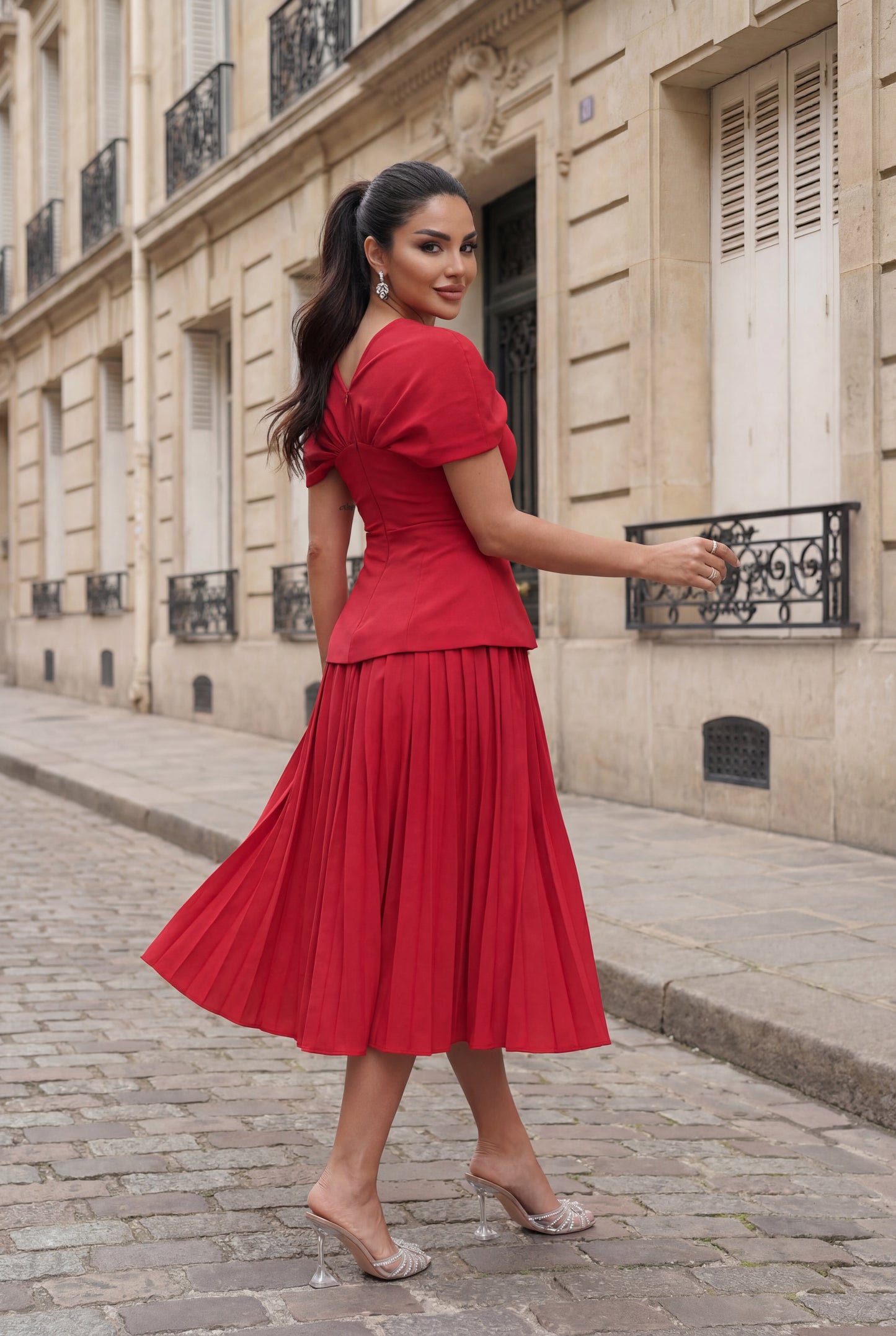 Liyana Set – Ruby Flame