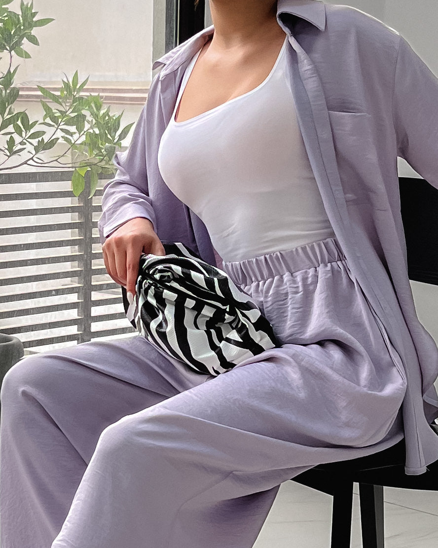 Buttons up shirt with culottes trousers in light purple