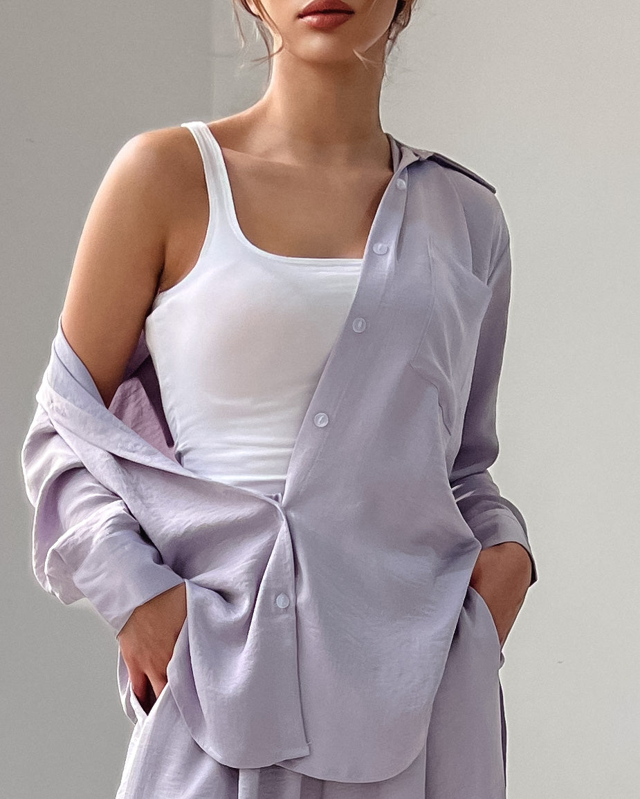Buttons up shirt with culottes trousers in light purple