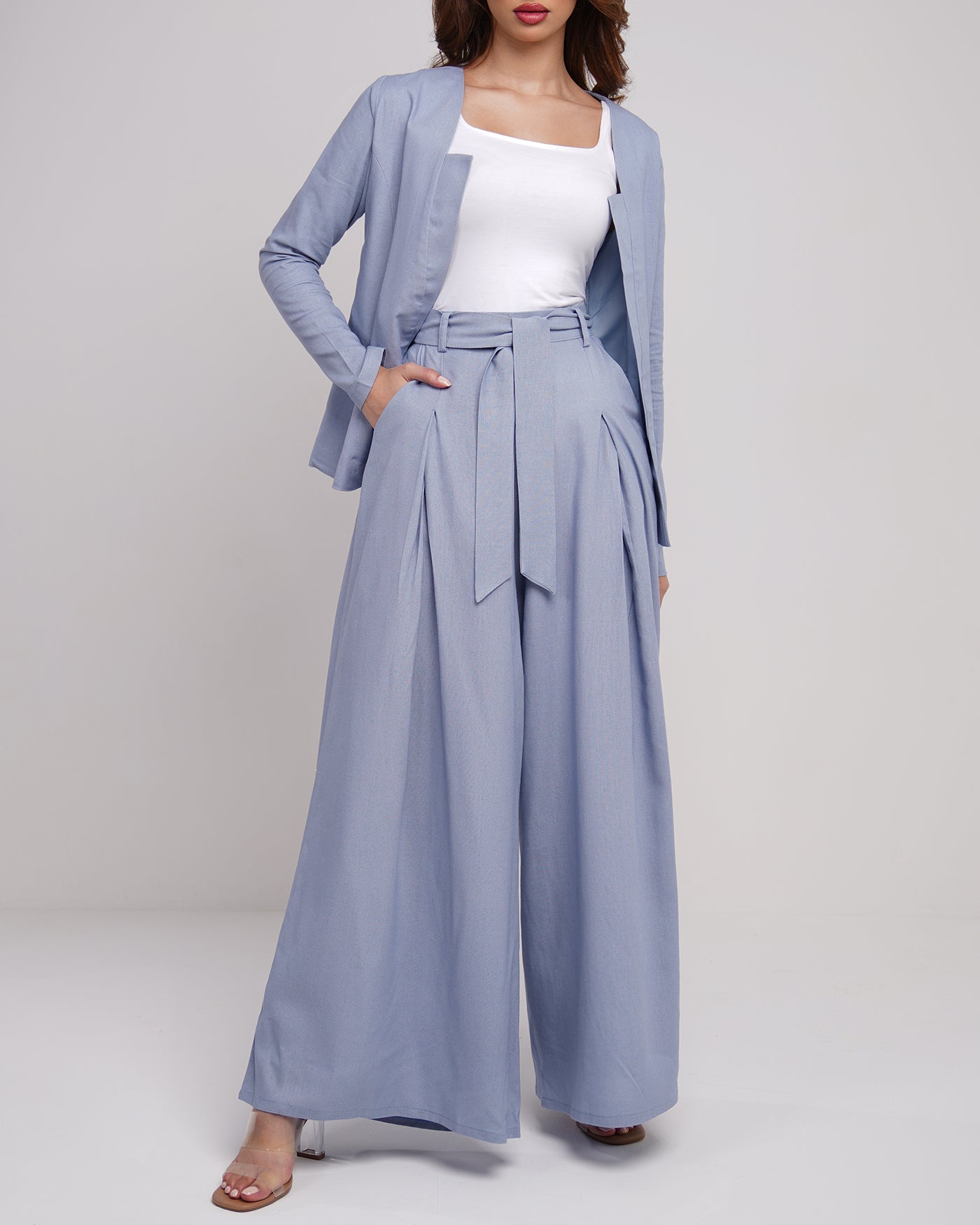 Cloud blue belted wide-legs trousers with long sleeves jacket