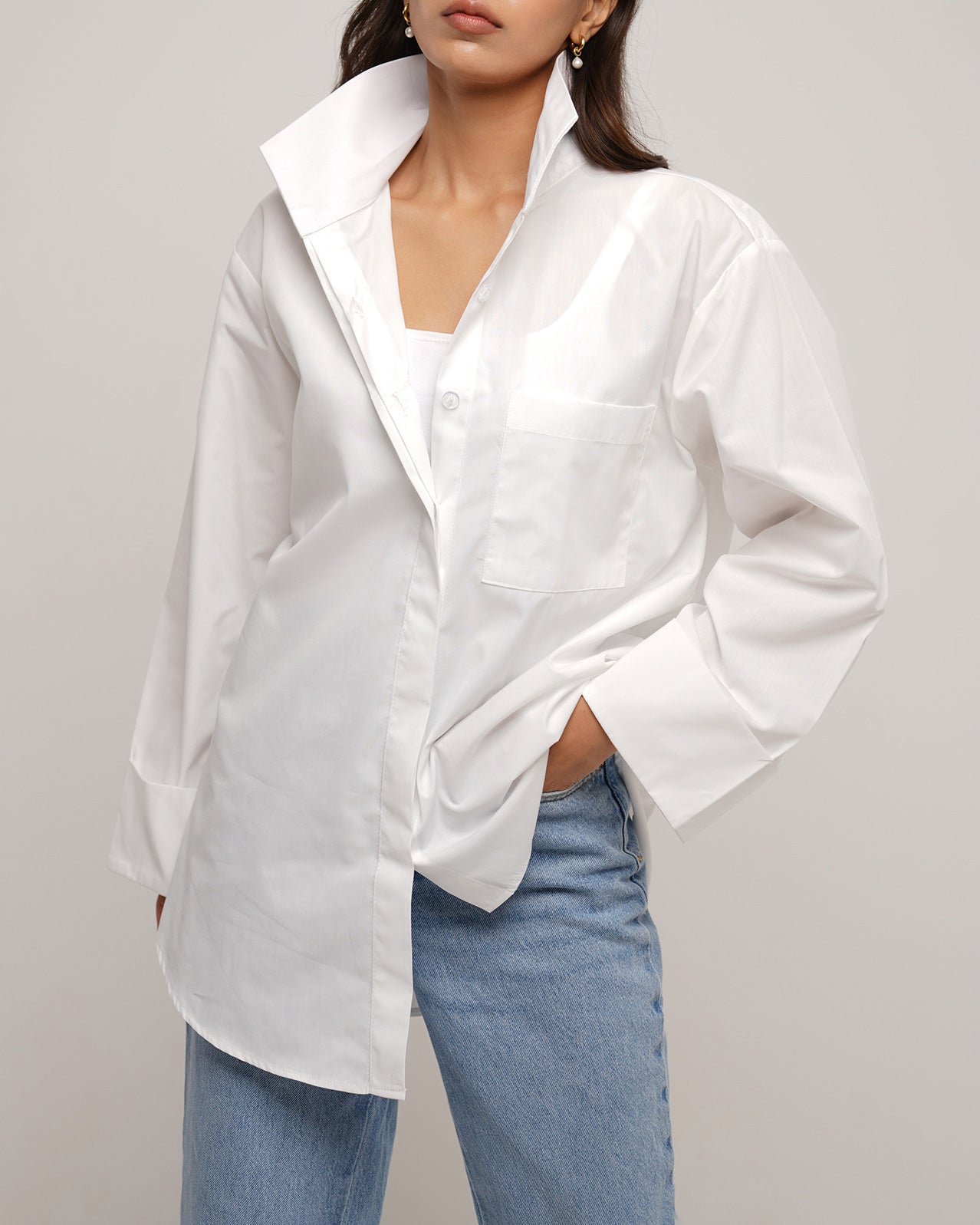 Belted oversized asymmetric cotton off white shirt